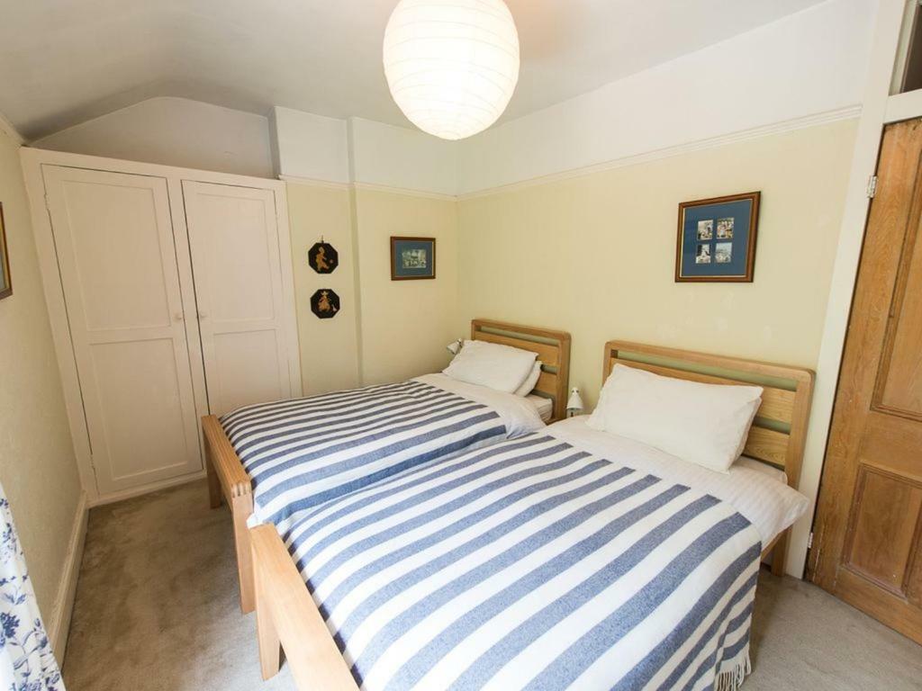 Апартаменты Glan Y Mor, 147 Station Road Деганви Экстерьер фото